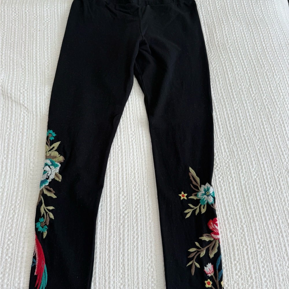 Johnny Was Black Leggings with Floral Embroidery